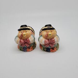 SALT AND PEPPER SHAKERS TURKEYS 3" TALL